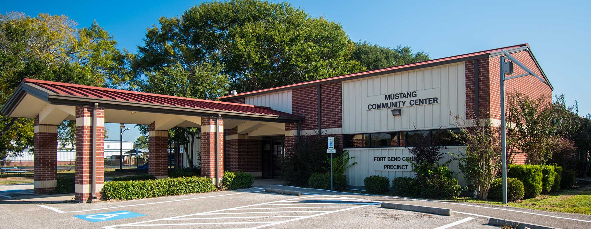 Mustang Community Center / Park Fort Bend County